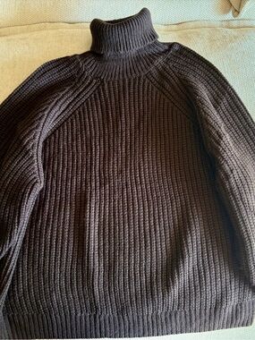 YSE Paris Cozy Women's Dark Brown Ribbed Turtleneck Sweater